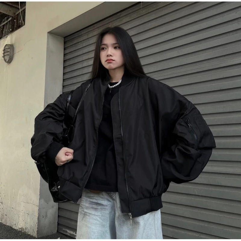 Áo Bomber Jacket Tay Nhún Nam Nư Mặc Đôi Tay Túi Hộp | Chất Vải Dù 2 Lớp Dày Dặn Form Rộng Siêu Xinh Bassic 2026