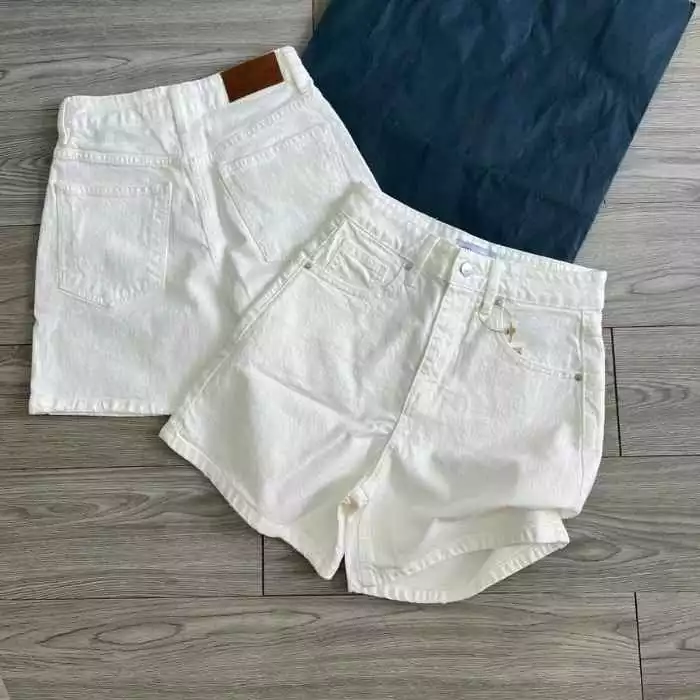 Quần Short Trắng Sofm Wear- Chuyên Jeans Nữ