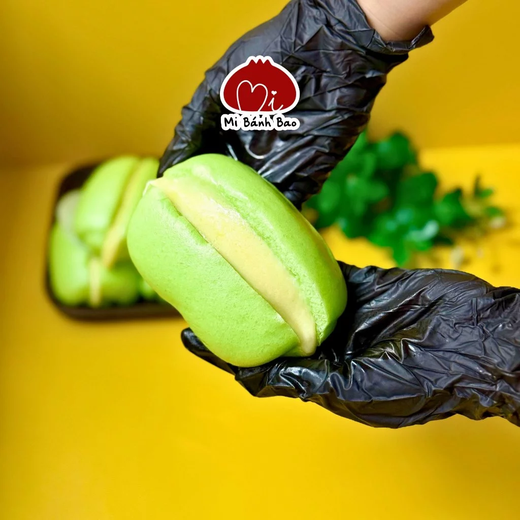 BÁNH BAO MÀN THẦU LÁ DỨA PHÔ MAI (GÓI 5 CÁI) – HƯƠNG VỊ THANH MÁT, BÉO NGẬY – MI BÁNH BAO