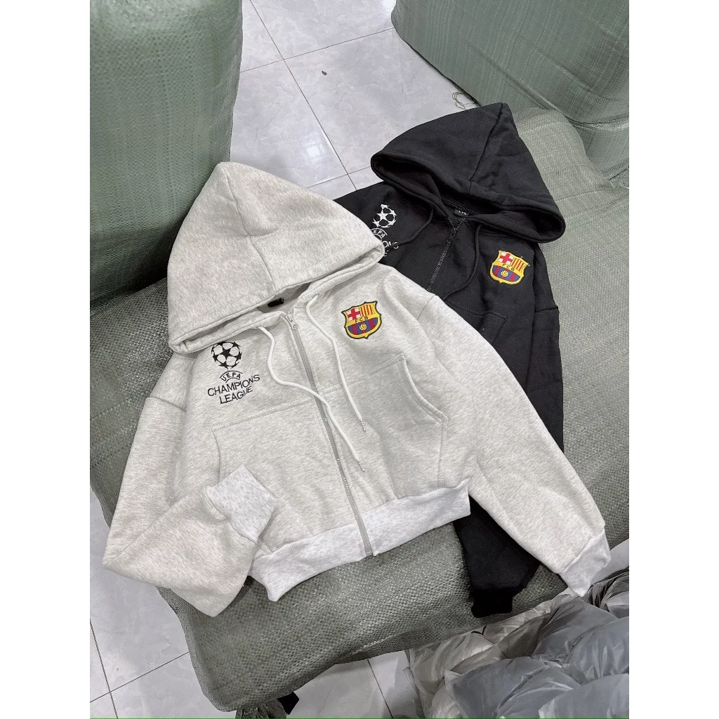 Áo Hoodie Zip FC Barcelona Thêu Logo Quả Bóng Champions League – Áo Khoác Nỉ Form Rộng Unisex Nữ