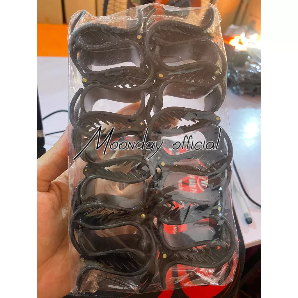 Set 8 kẹp càng cua nhựa cứng giá rẻ