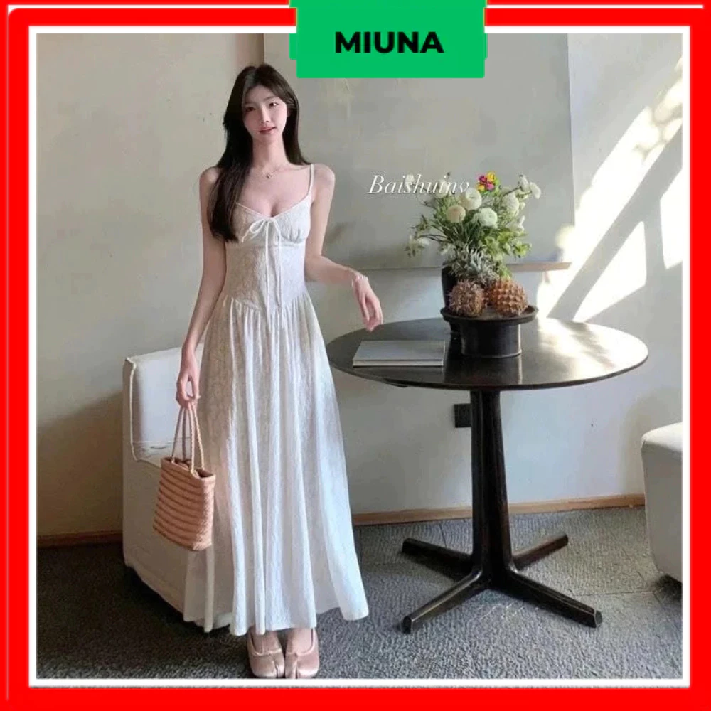 ( Sẵn) Đầm maxi ren trắng kiểu Pháp Miuna thắt nơ ngực, Váy hai dây cổ V dáng dài thêu kiểu hạt D63
